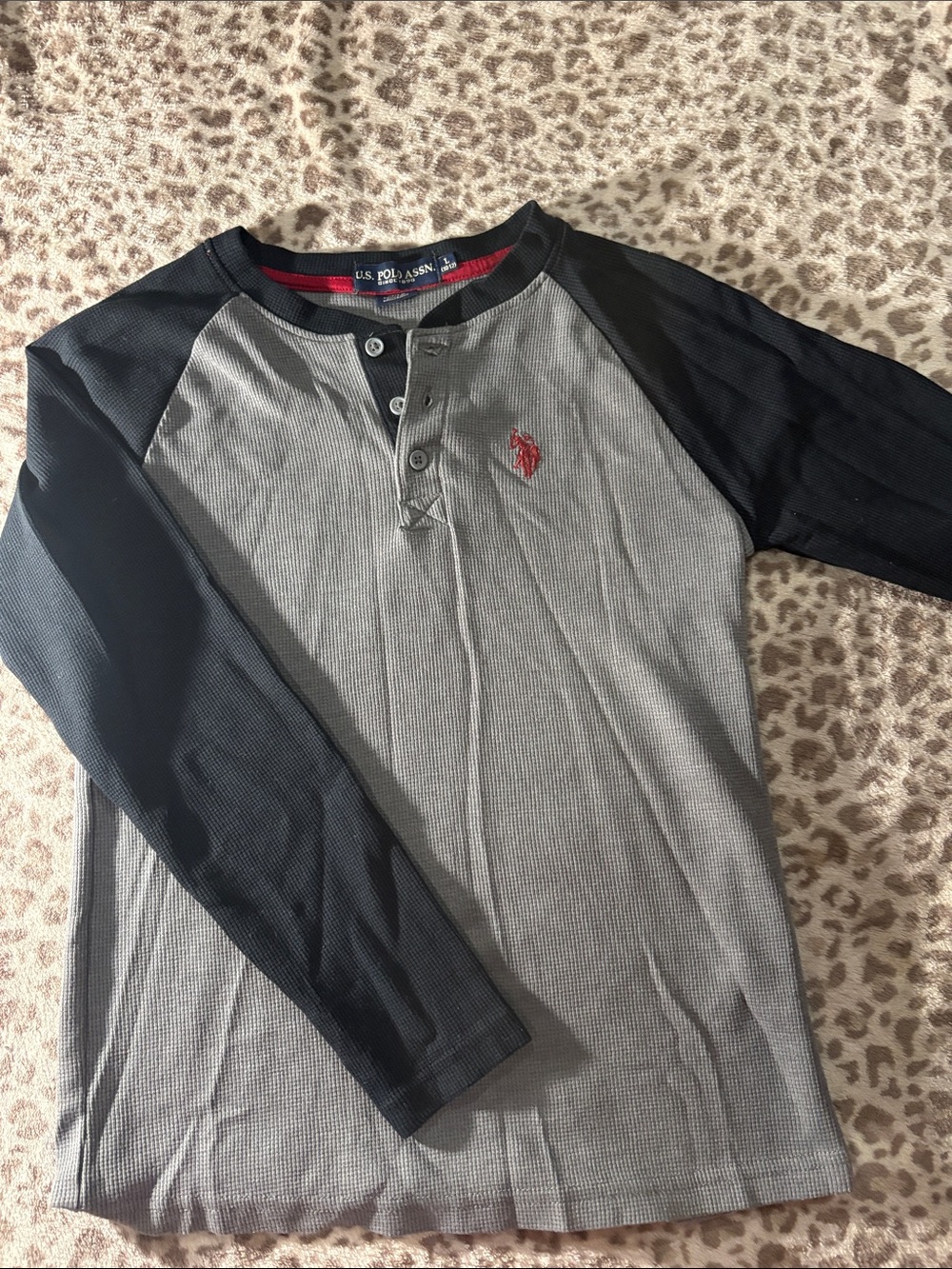 U.S. Polo Assn. Gray Body with Black Raglan Sleeves Henley - Red Logo